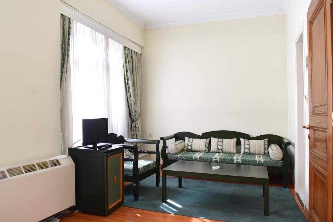 Aiolis Hotel Кастория Экстерьер фото